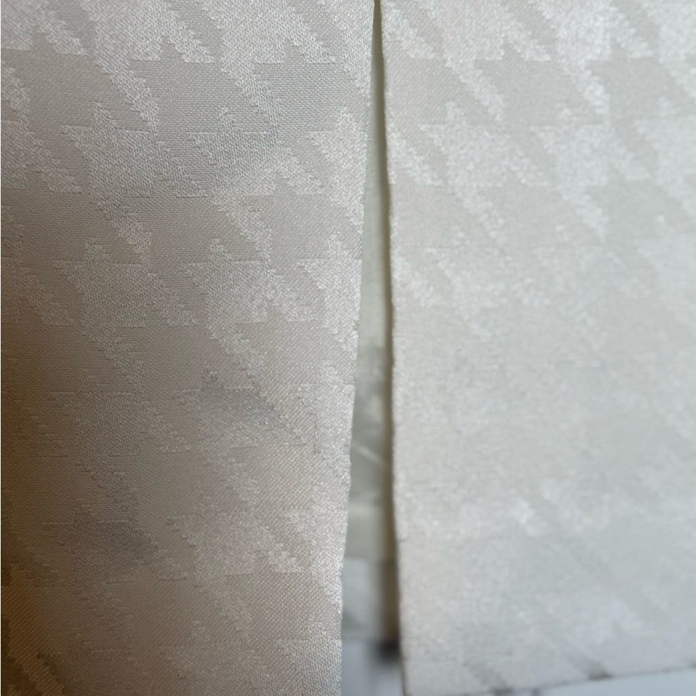 Tahari Arthur S. Levine Luxe Houndstooth Pencil Skirt – Ivory – Size 18 - Picture 4 of 9